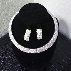 BLING!! 💎 AB Rhinestone Cuff Necklace & Earrings